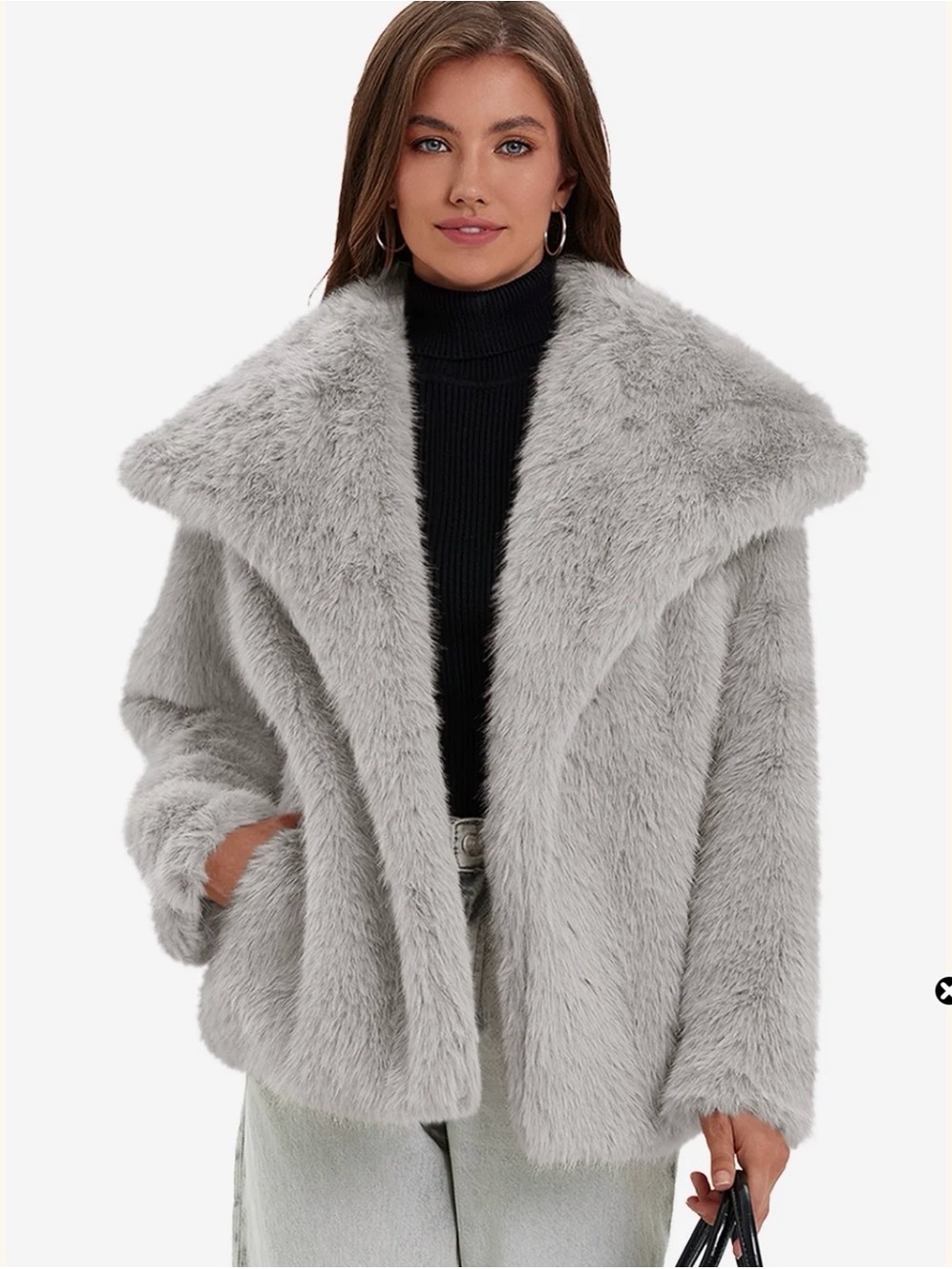 NWT Cicy Bell Cozy Plush Faux Fur Jacket in Light Gray